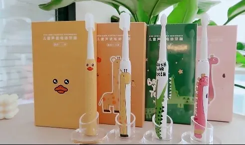 Cute Cartoon Printed Electric Toothbrushes for Kids Modes with 2 Min Smart Timer (Giraffe)