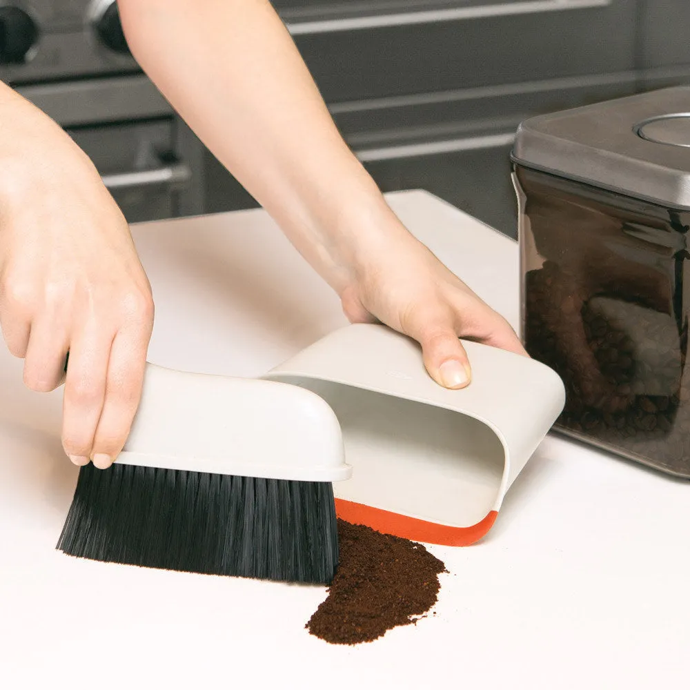 OXO Good Grips Dustpan & Brush Set