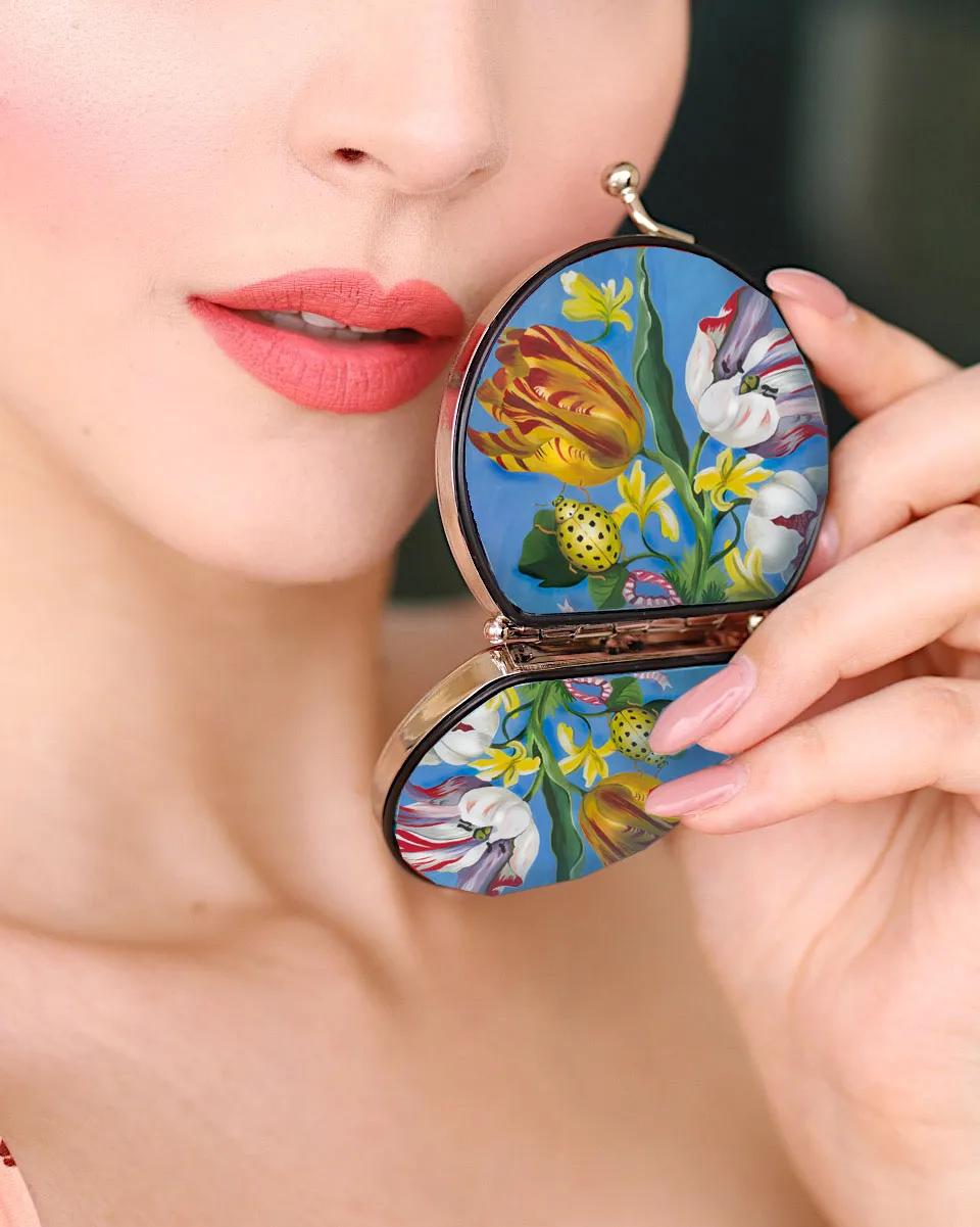 Retro compact mirror, Ladybug