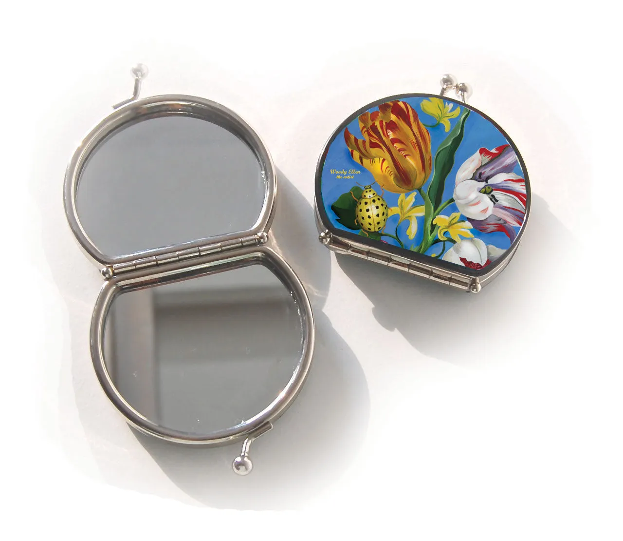 Retro compact mirror, Ladybug