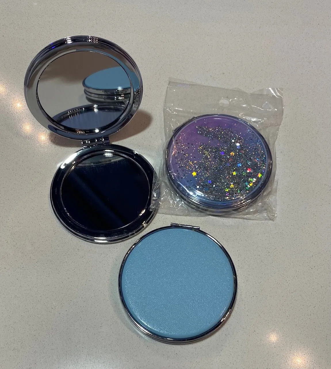 Shaker Glitter Mirror Compact