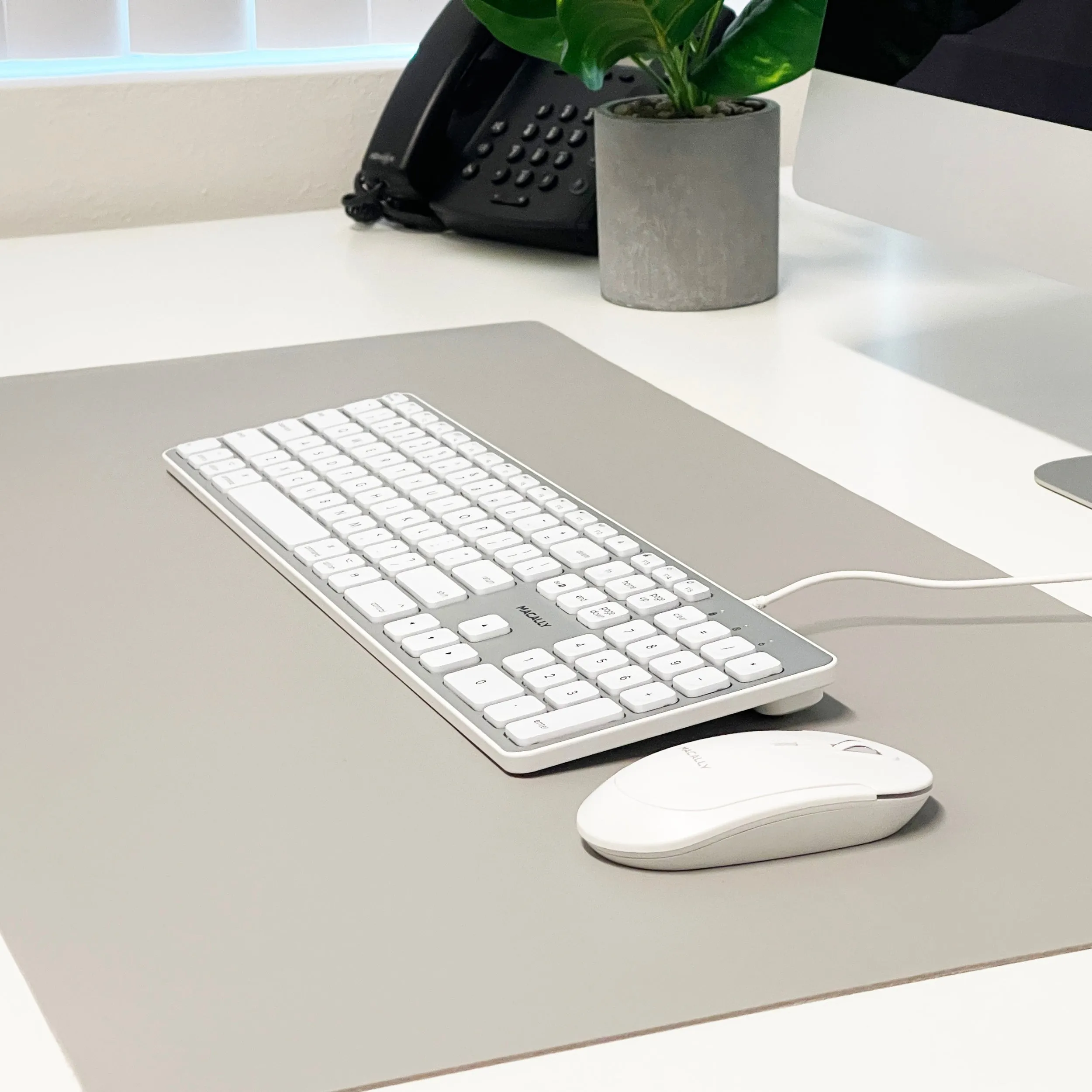 Wired Backlit Keyboard For Mac (Aluminum)