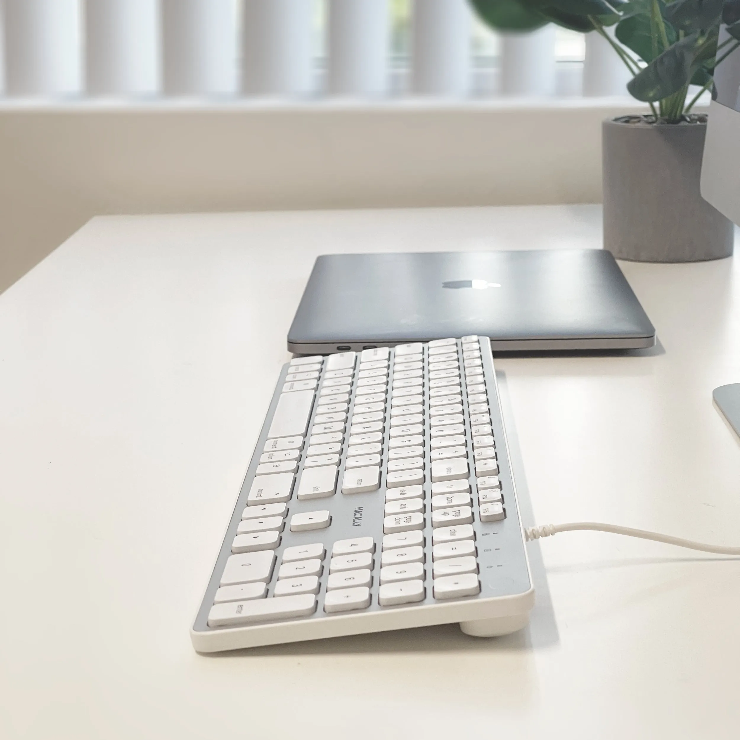 Wired Backlit Keyboard For Mac (Aluminum)