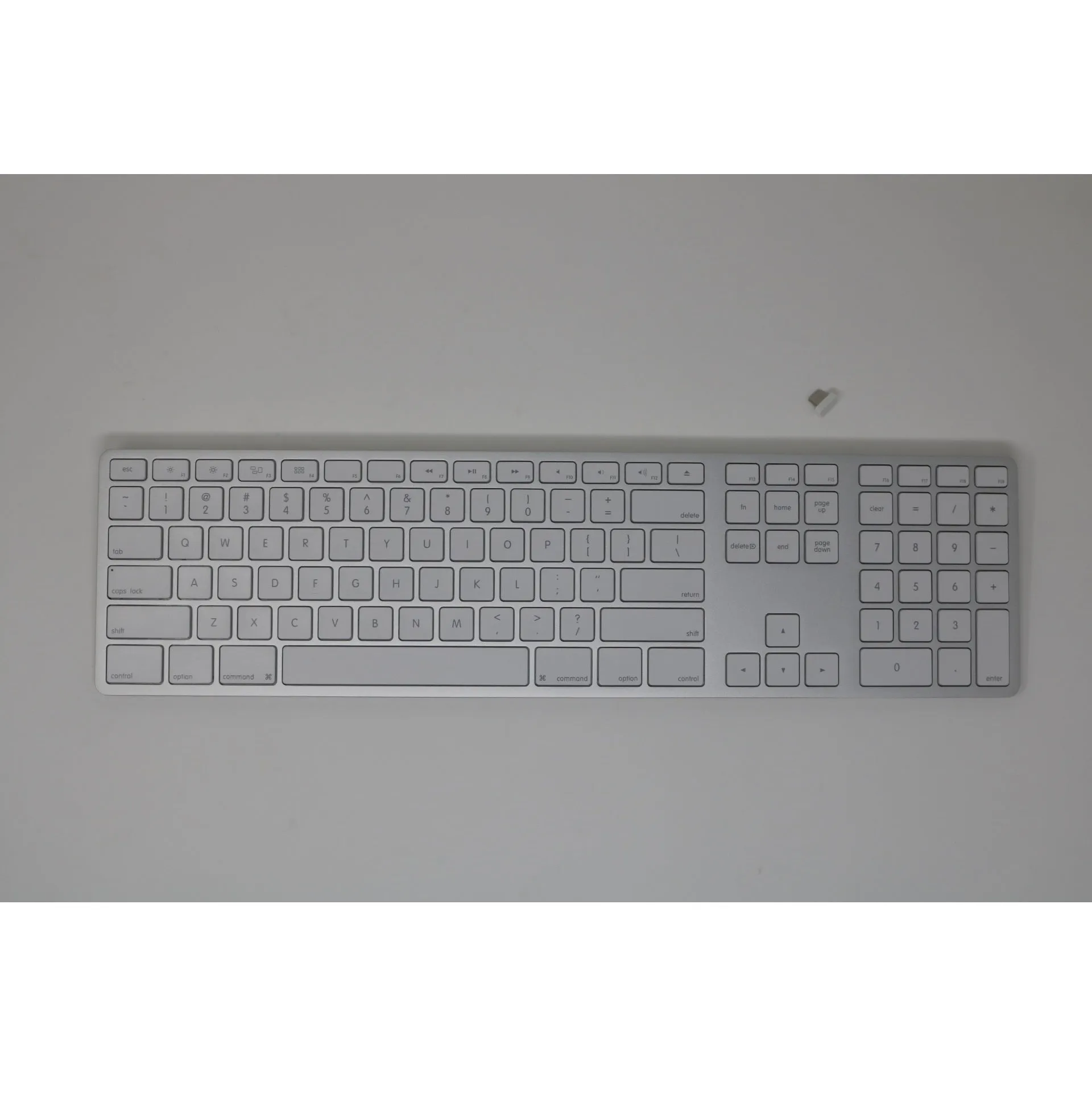 Wireless USB-C Aluminum Keyboard for Mac – Silver